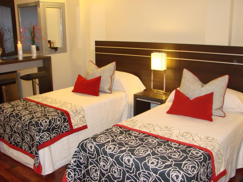 Zoom Apartments Hotel Cordoba Oda fotoğraf