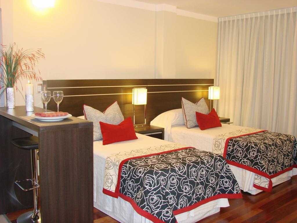 Zoom Apartments Hotel Cordoba Oda fotoğraf